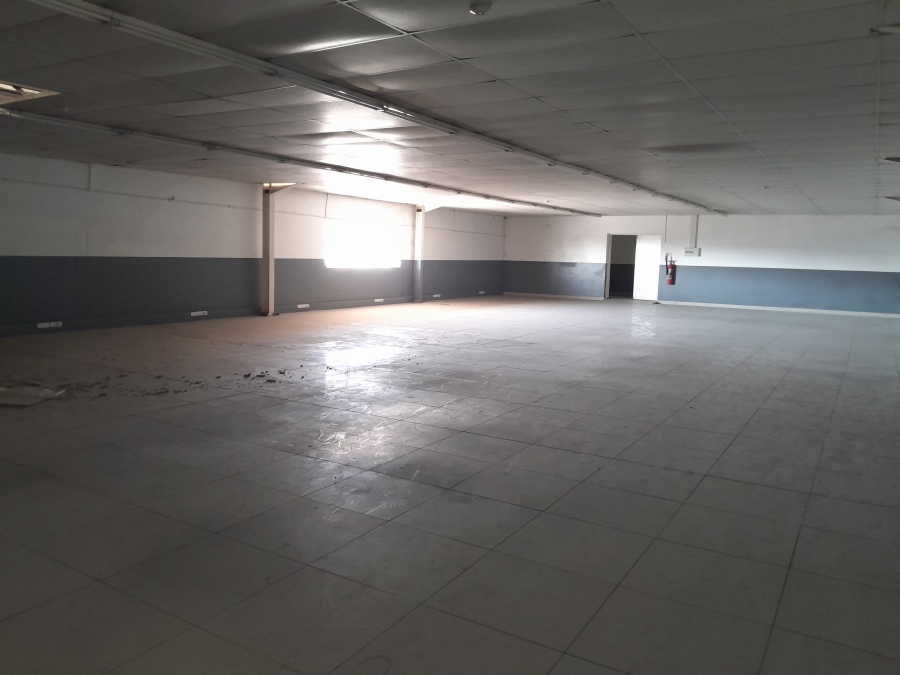 To Let commercial Property for Rent in Zinniaville North West